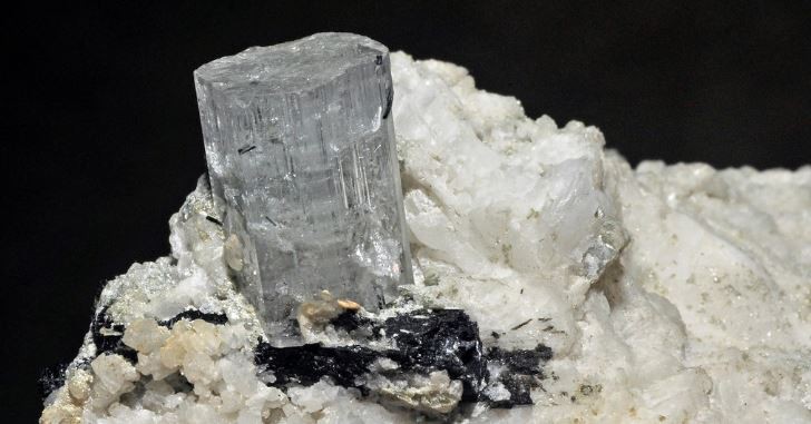 Beryl trắng – Goshenite