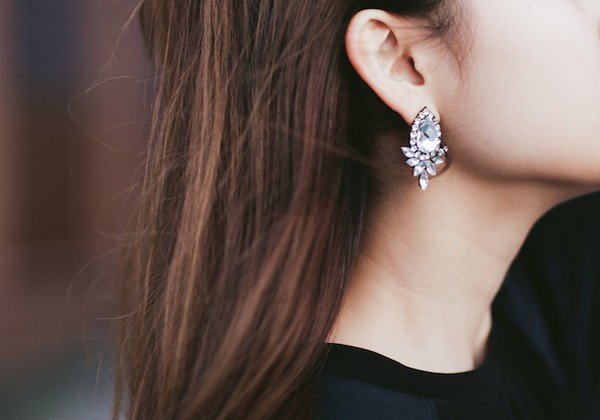 bong-tai-nu-de-thuong_4 Bông tai đá quý