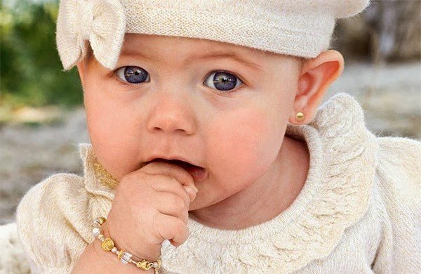 Bông tai vàng tây