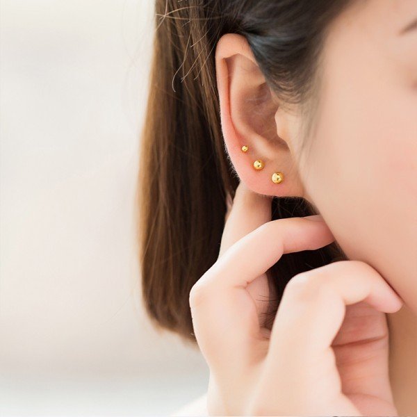 Bông tai vàng tây