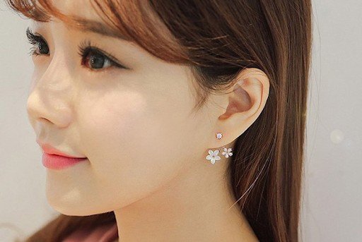 cách tháo bông tai mới bấm