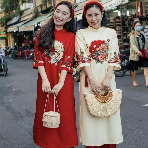 mac-ao-dai-deo-bong-tai-gi_6 Mặc áo dài đeo bông tai gì